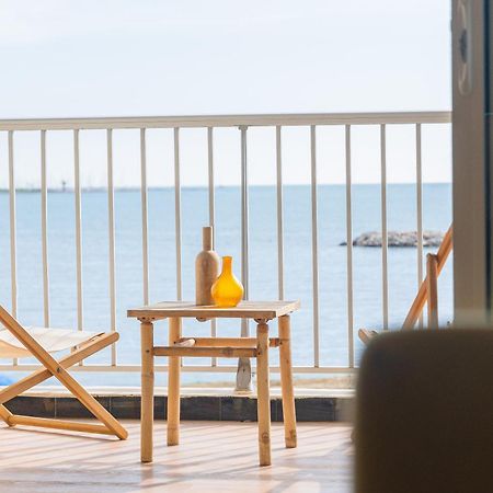 Hotel Cafe Miramar Le Grau-du-Roi Zewnętrze zdjęcie