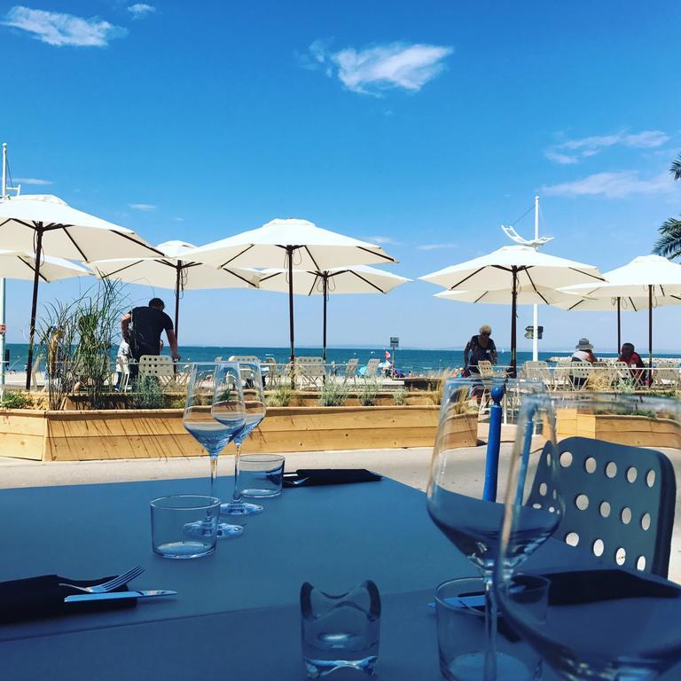Hotel Cafe Miramar Le Grau-du-Roi Zewnętrze zdjęcie